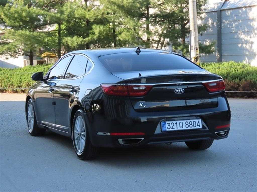 KIA K7 - Vista 3