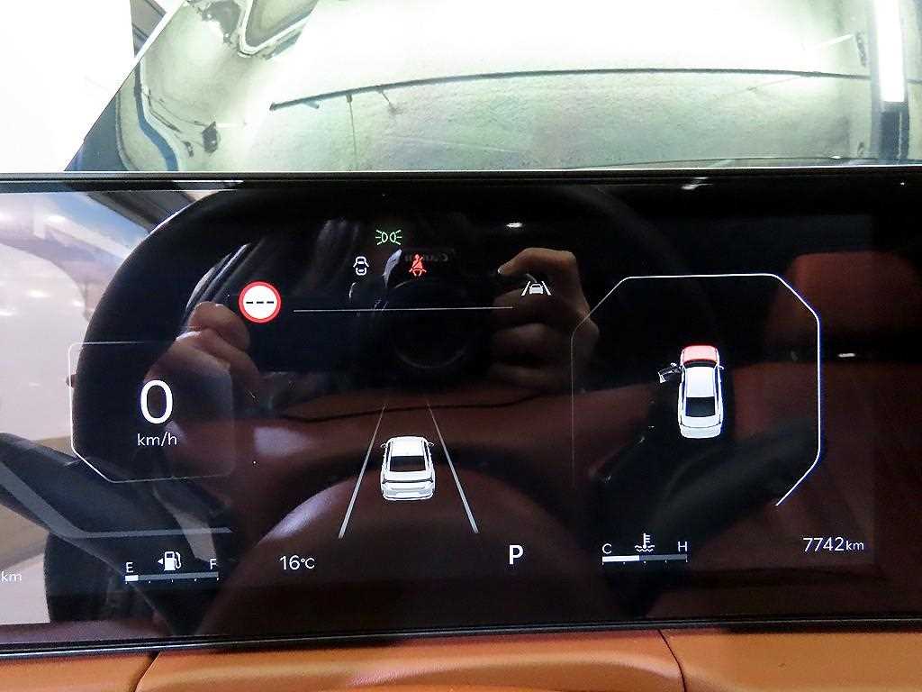 KIA K8 - Vista 9