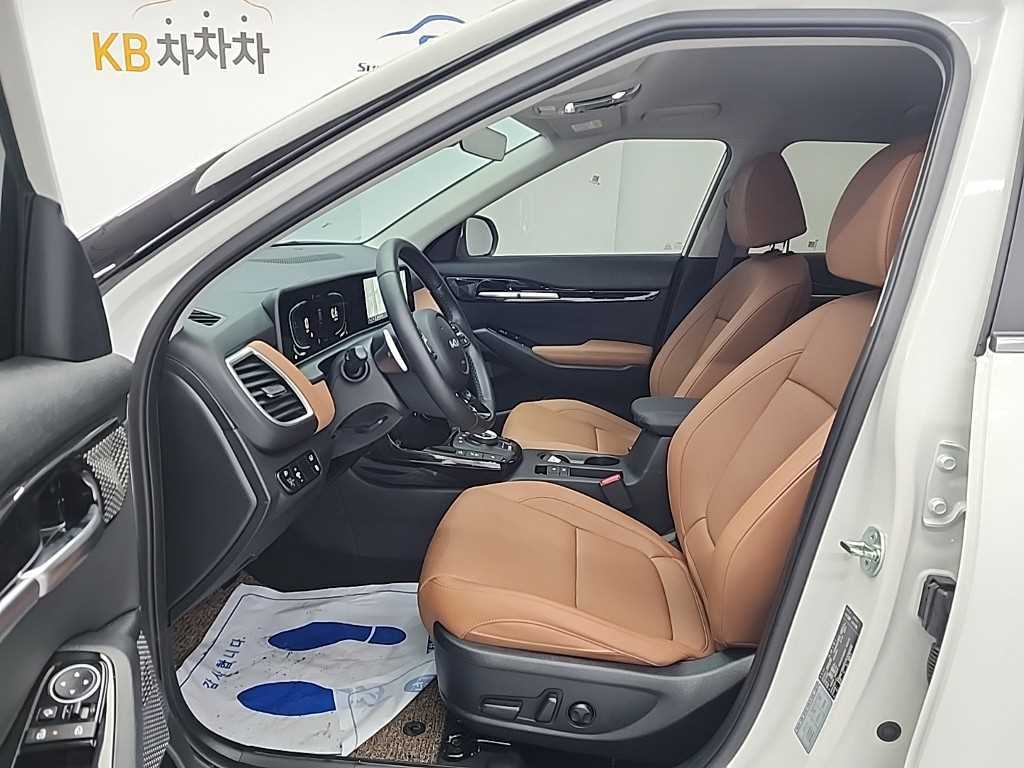 KIA Seltos - Vista 11