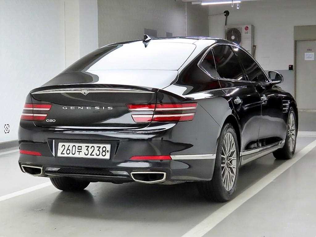Genesis G80 - Vista 4