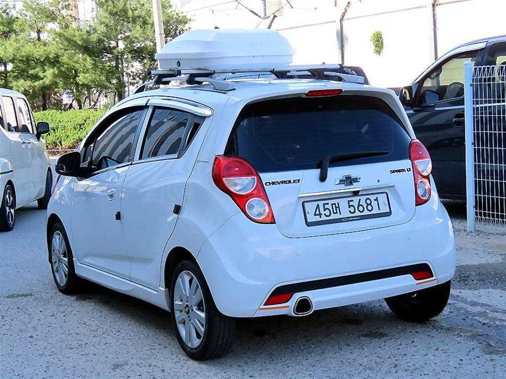 Chevrolet Spark - Vista 3