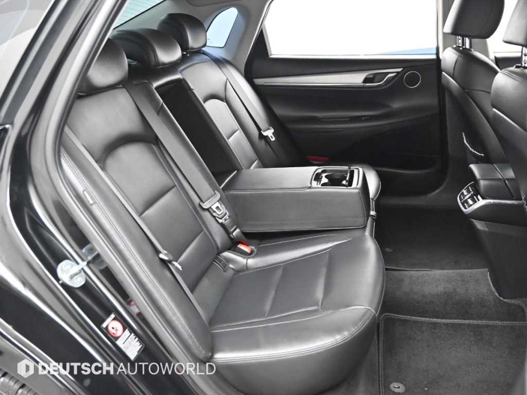 HYUNDAI Grandeur - Vista 12