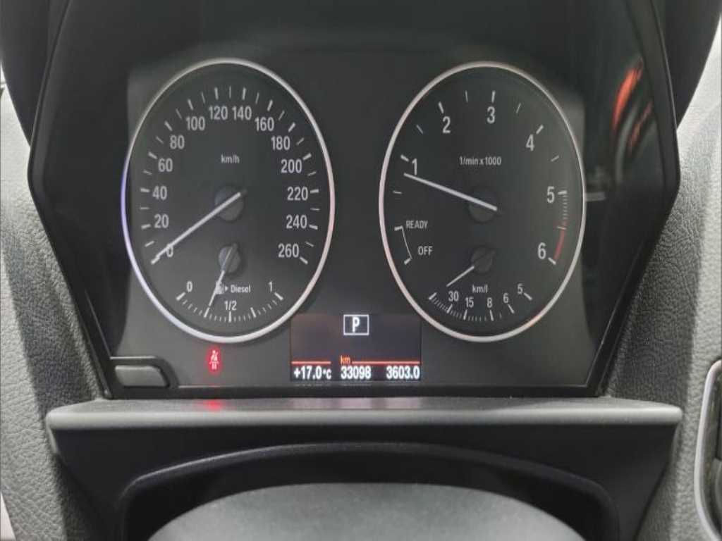 BMW 1 series - Vista 5