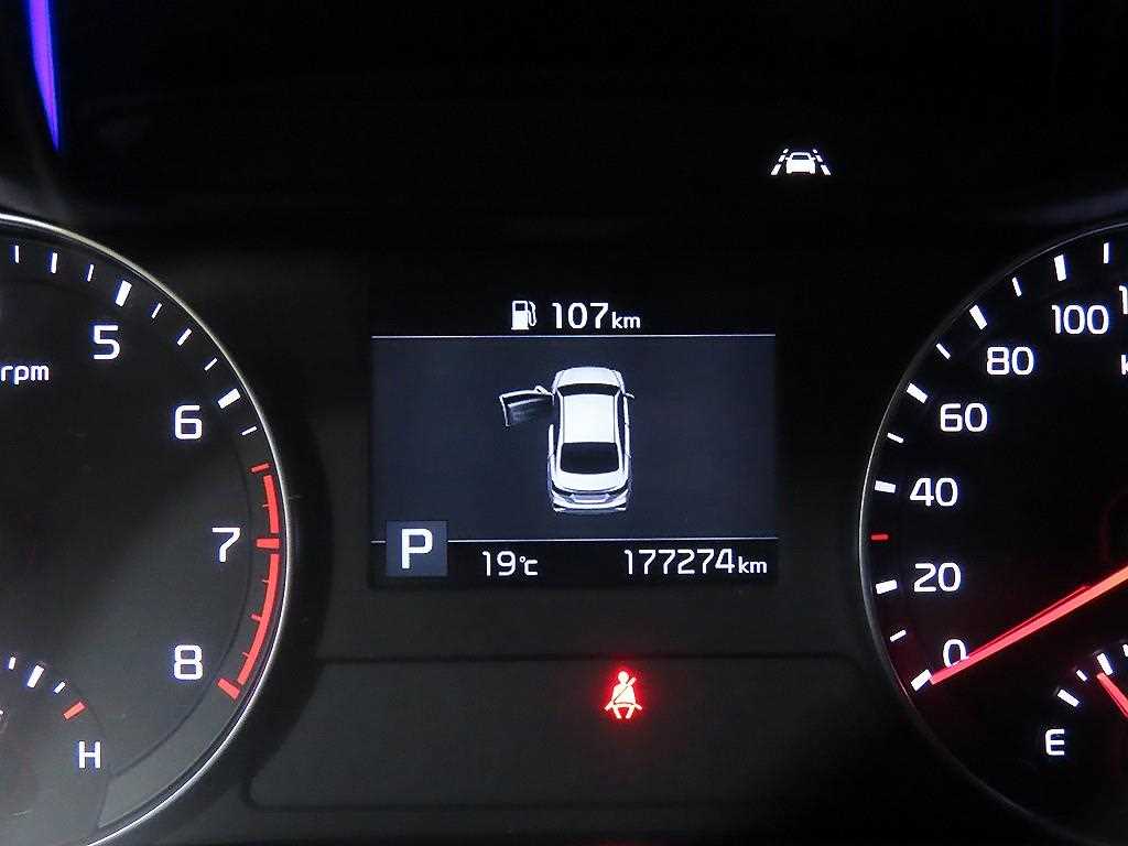 KIA K3 - Vista 9