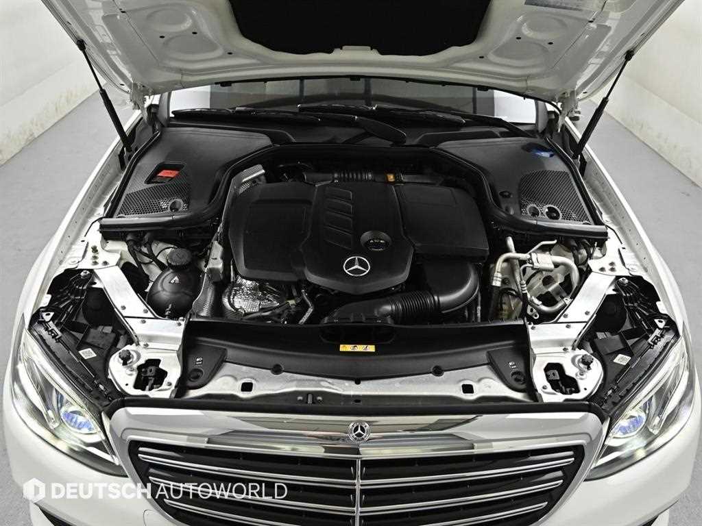 Mercedes Benz E class - Vista 6