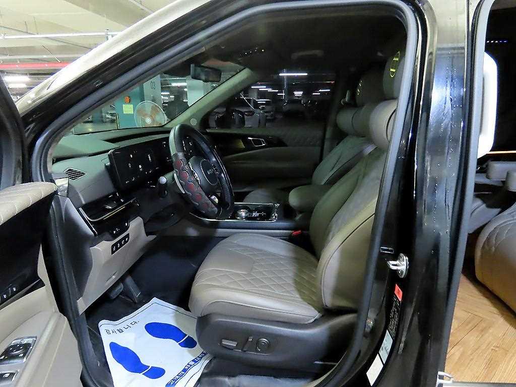 KIA Carnival - Vista 6