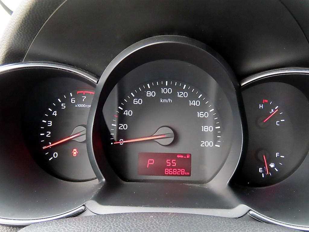 KIA Morning - Vista 8