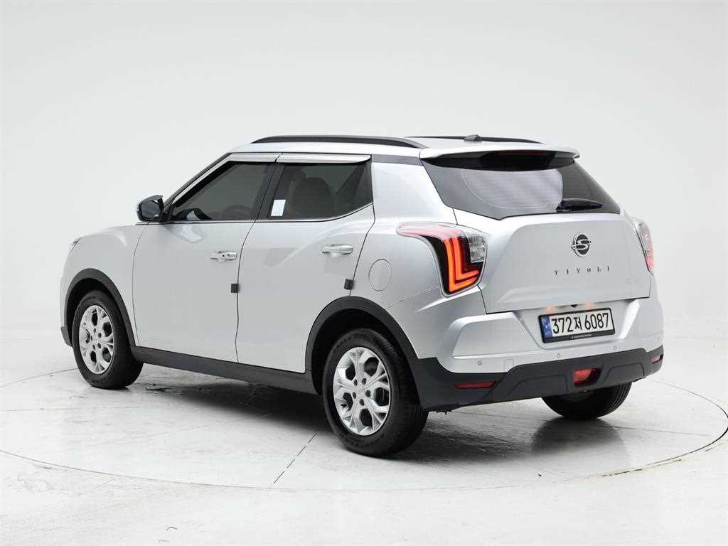 Ssangyong Tivoli - Vista 4