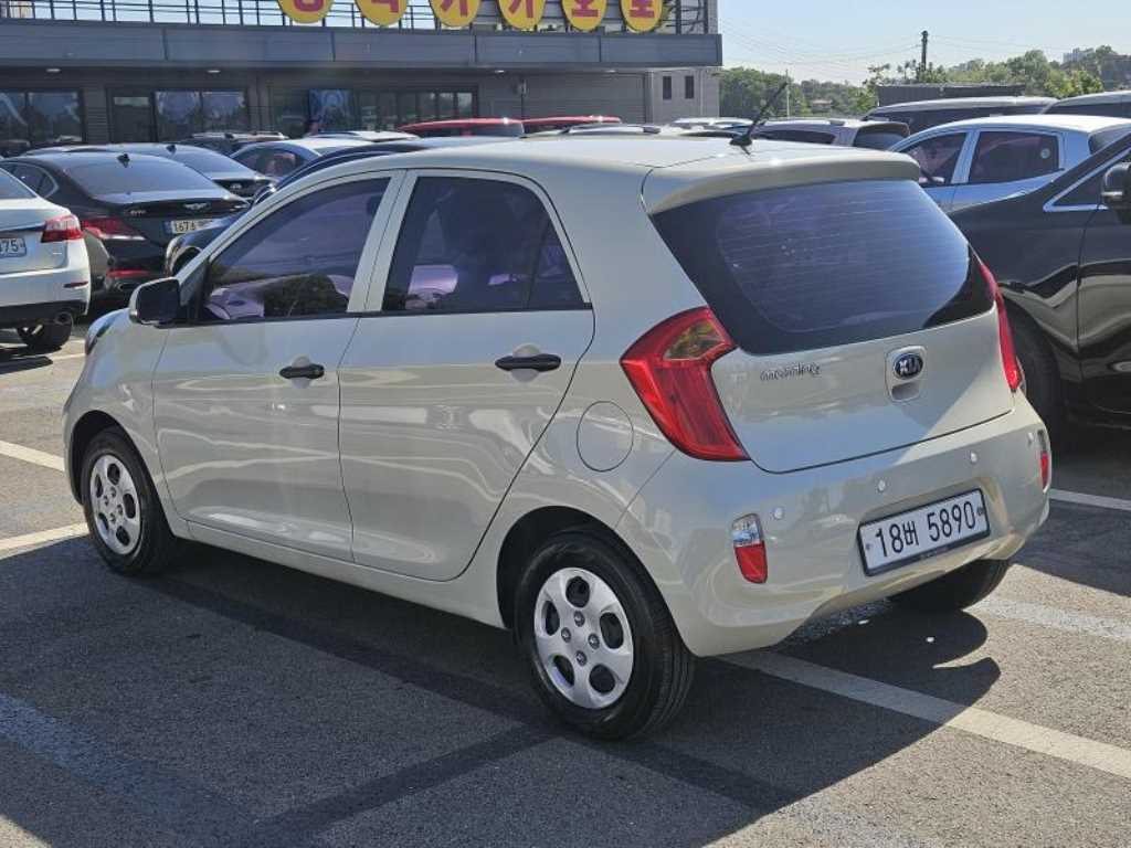 KIA Morning - Vista 5