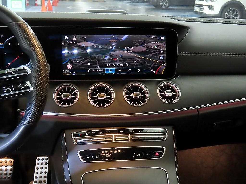 Mercedes Benz CLS Class - Vista 11