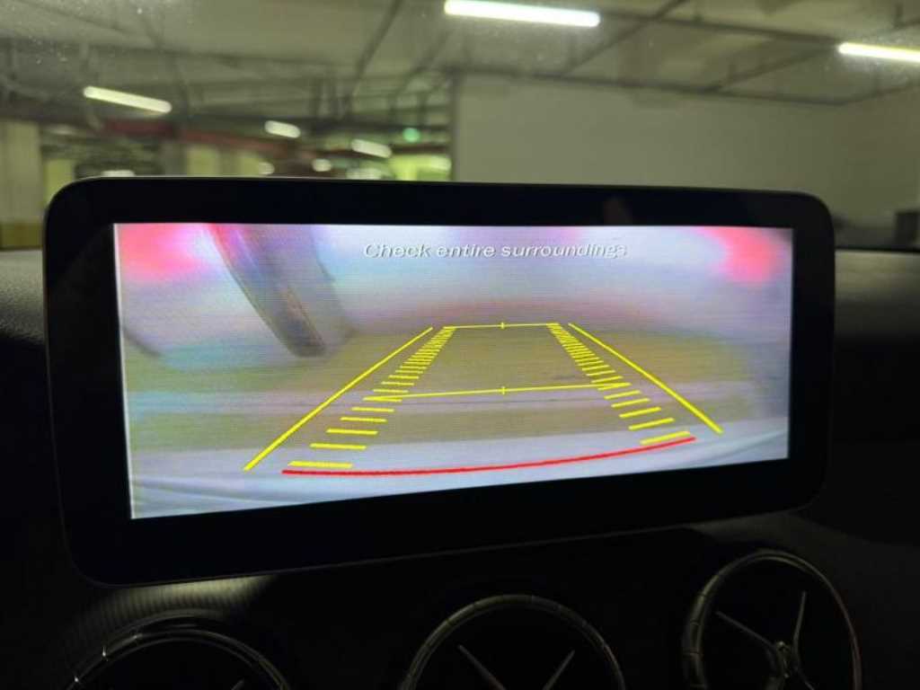 Mercedes Benz CLA Class - Vista 10