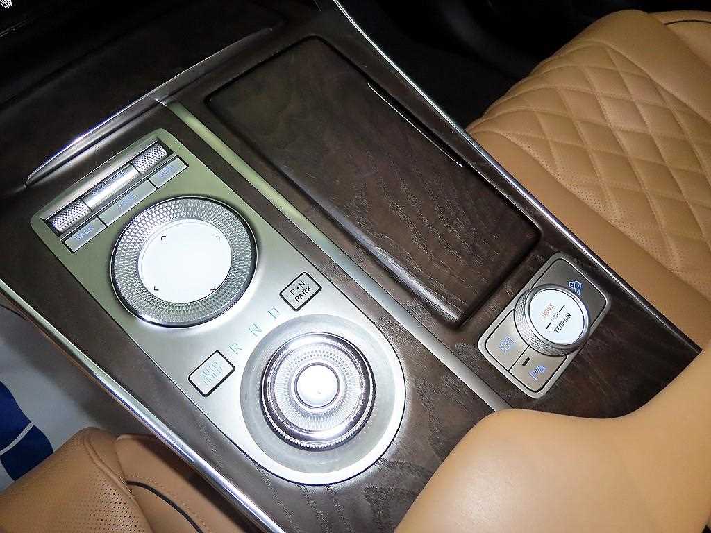 Genesis GV80 - Vista 12