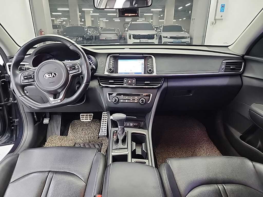 KIA K5 - Vista 7