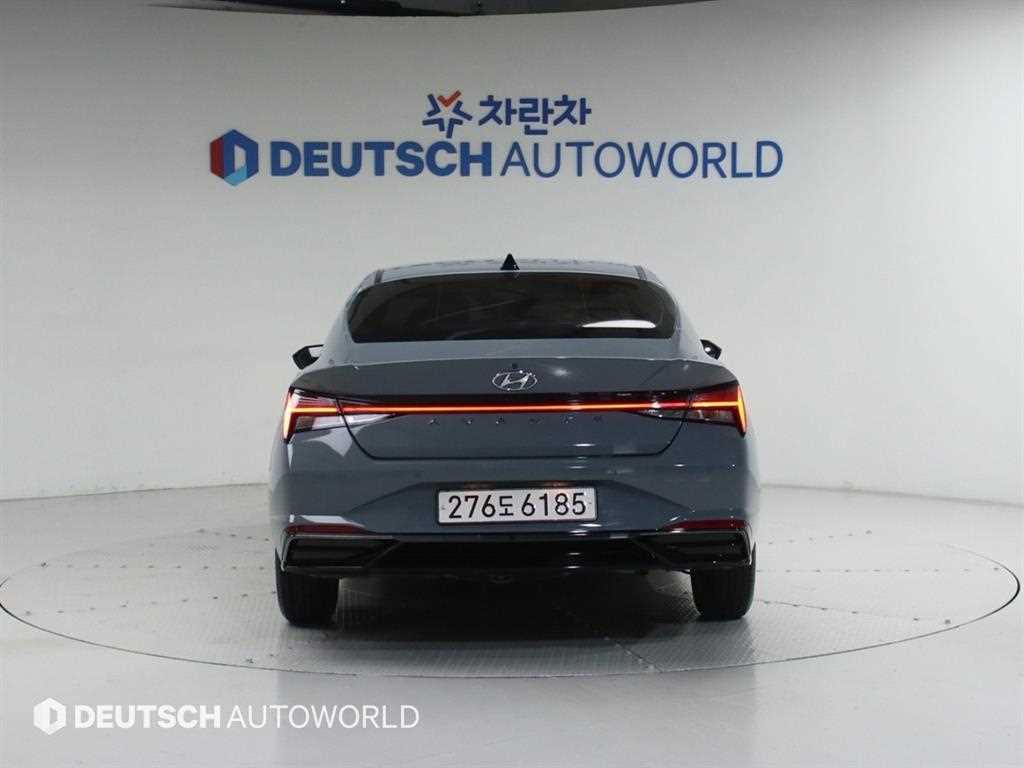 HYUNDAI Avante - Vista 4