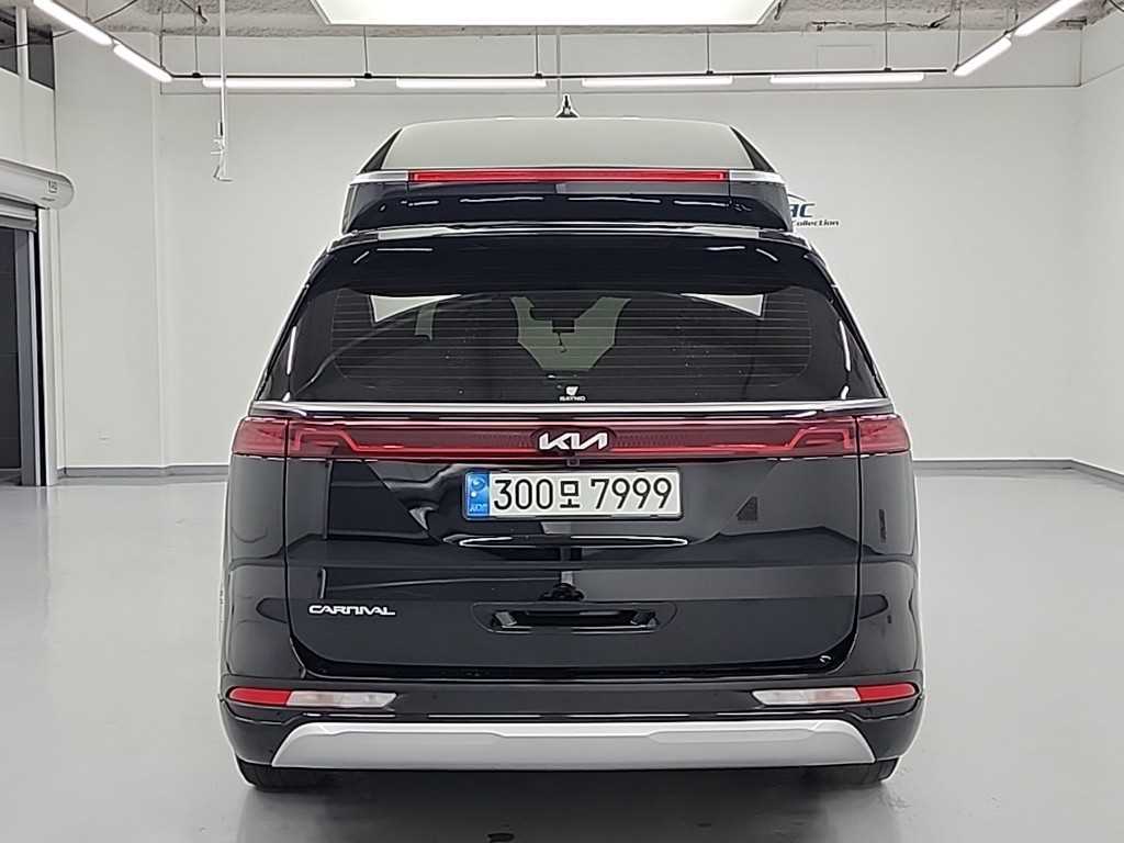 KIA Carnival - Vista 3