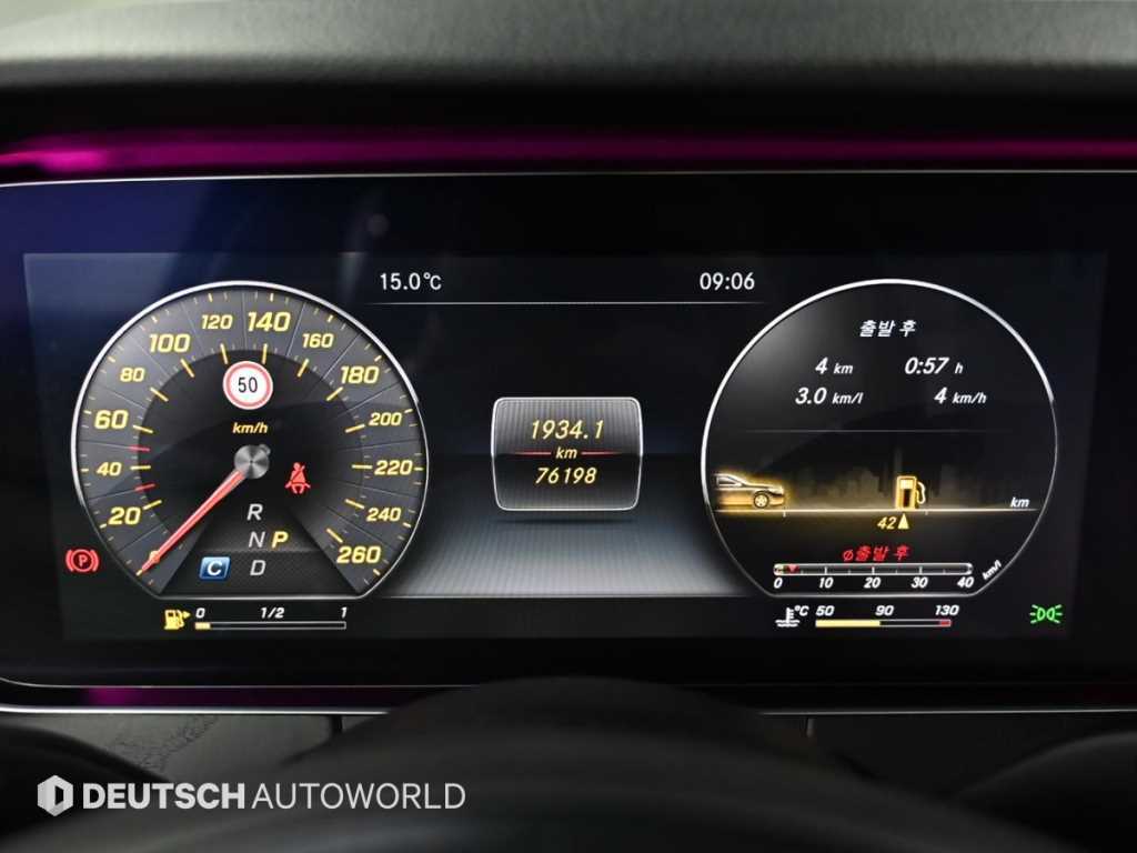 Mercedes Benz E class - Vista 10