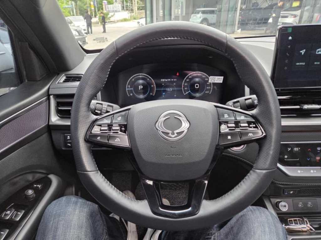 Ssangyong Rexton - Vista 9