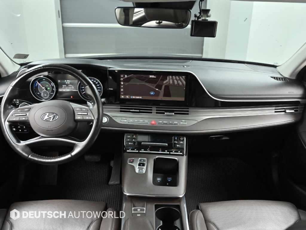 HYUNDAI Grandeur - Vista 7