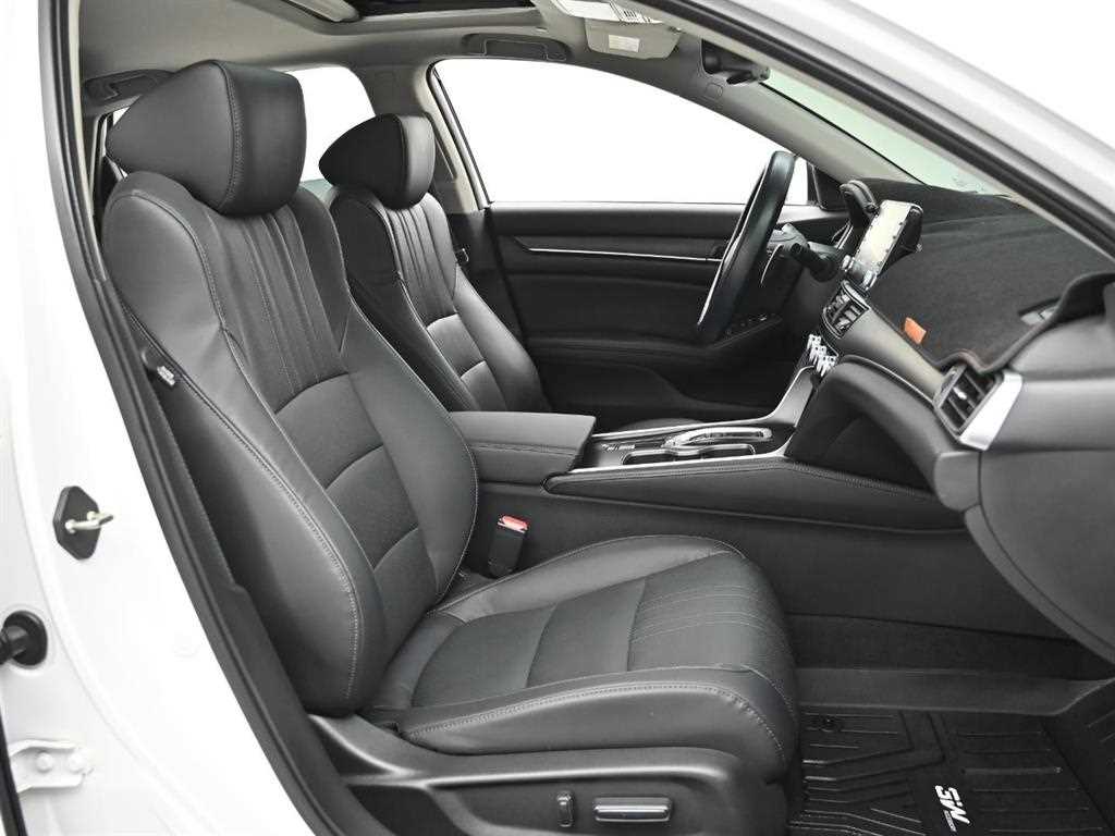 Honda Accord - Vista 10