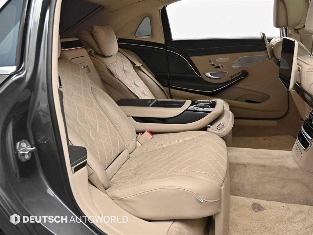 Mercedes Benz S Class - Vista 12