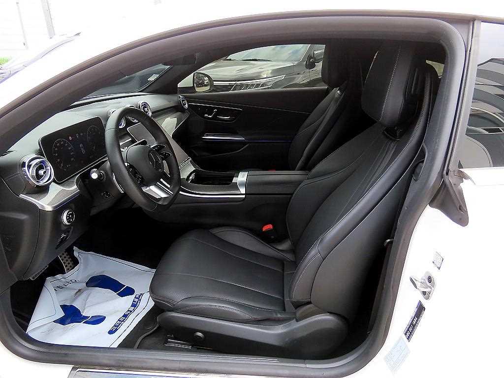 Mercedes Benz CLE Class - Vista 6