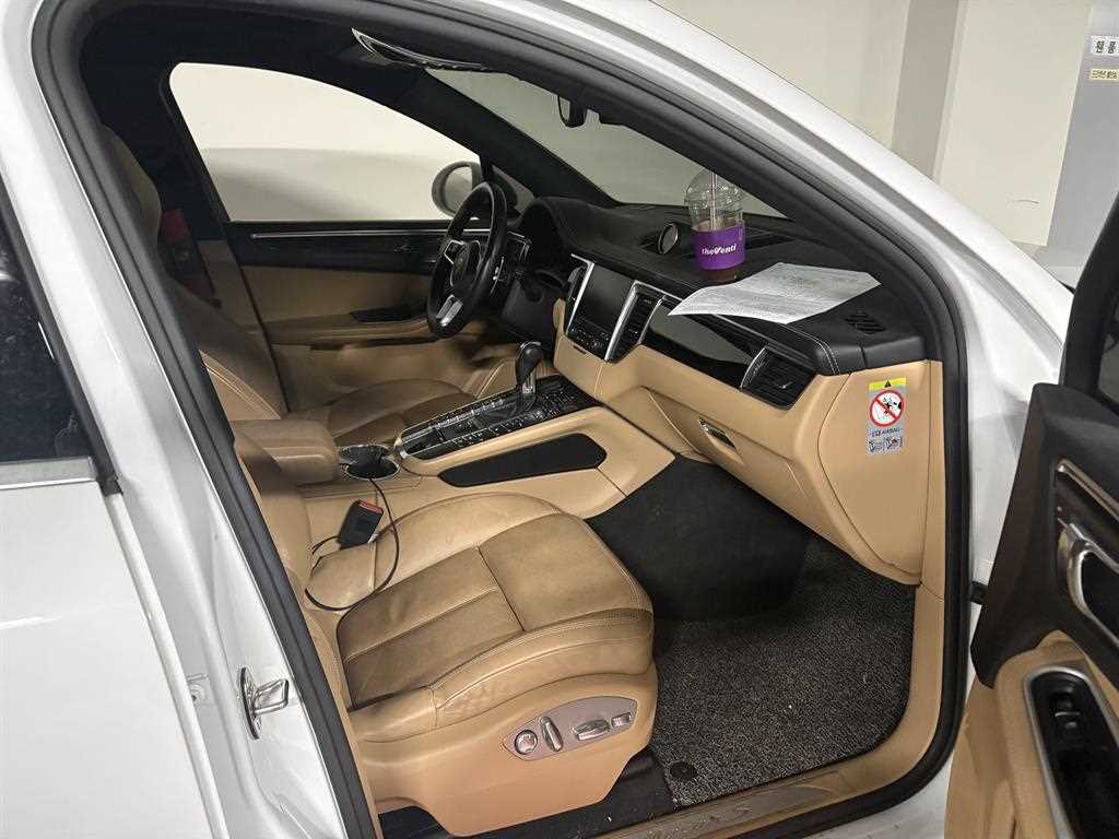 Porsche Macan - Vista 9