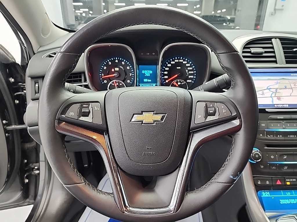 Chevrolet Malibu - Vista 9