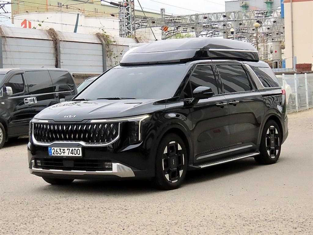 KIA Carnival - Vista 2