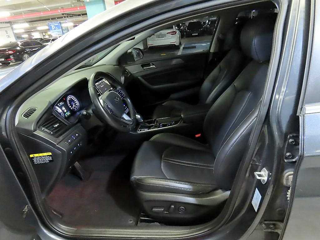HYUNDAI Sonata - Vista 6