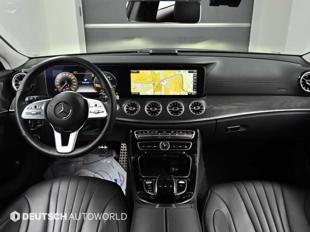 Mercedes Benz CLS Class - Vista 7