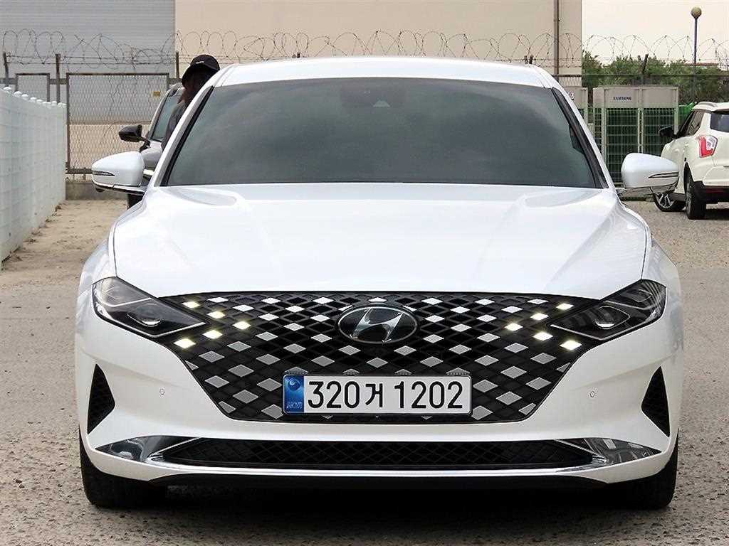 HYUNDAI Grandeur 2023 Blanco - Importación desde Corea - HF Imports Iquique - Foto 1