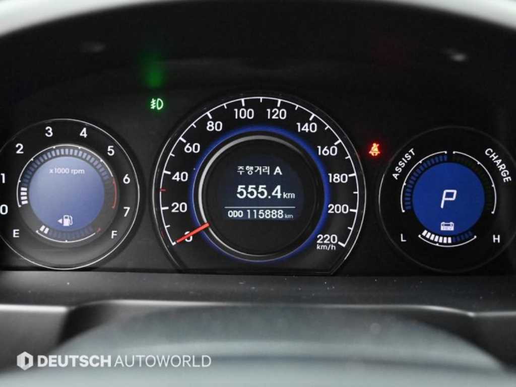HYUNDAI Avante - Vista 8