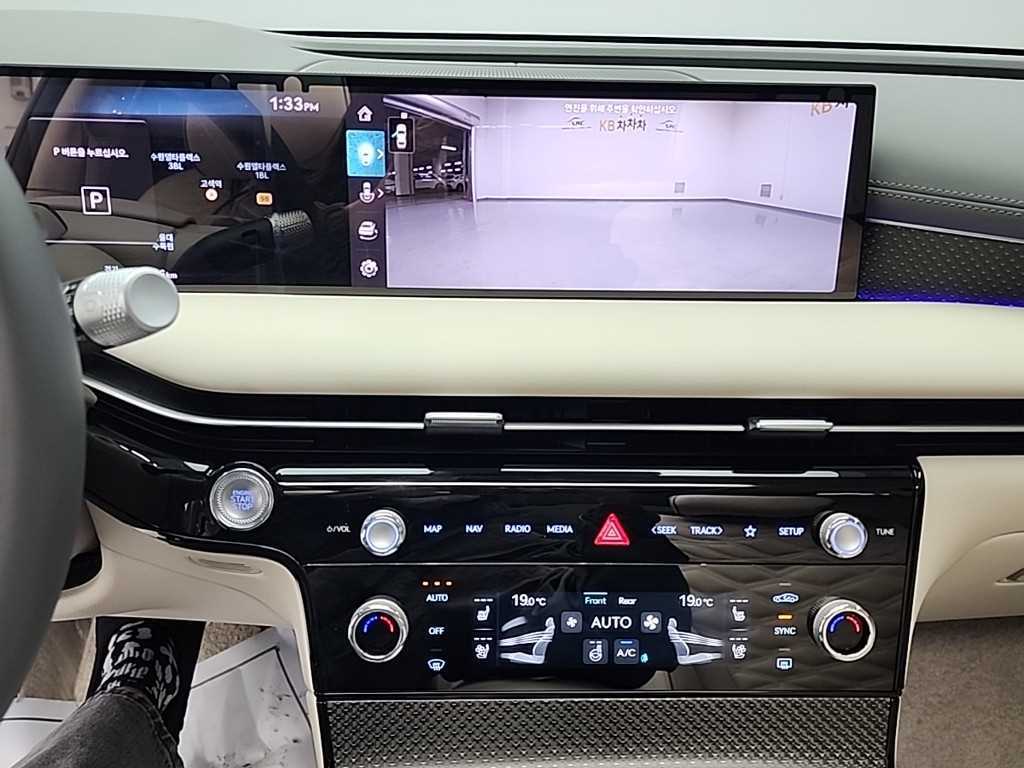 Genesis G80 - Vista 10