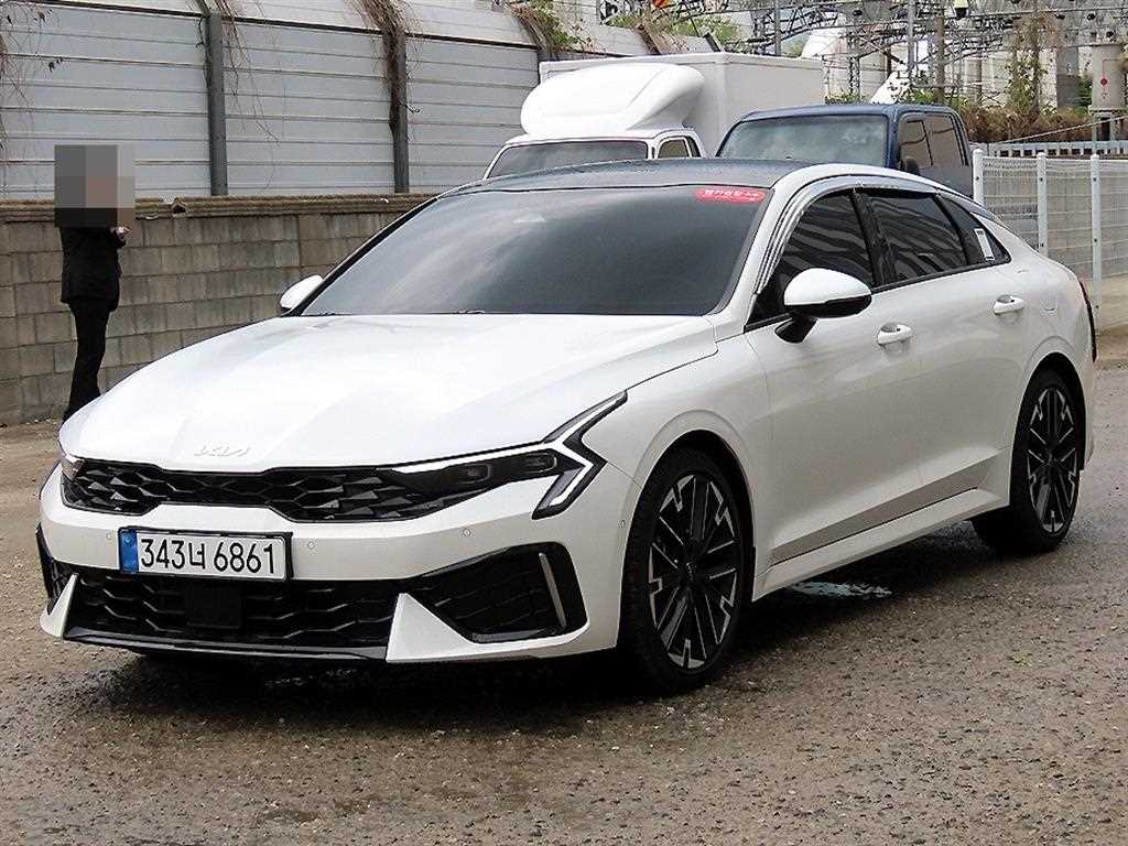 KIA K5 - Vista 2