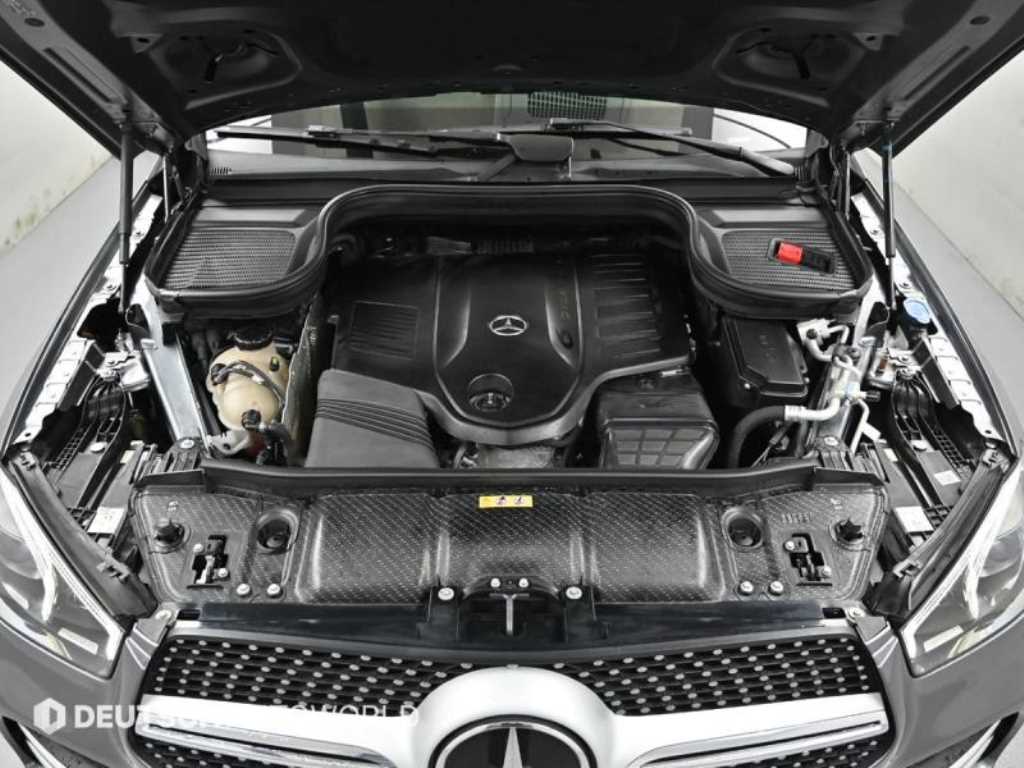 Mercedes Benz GLE Class - Vista 6