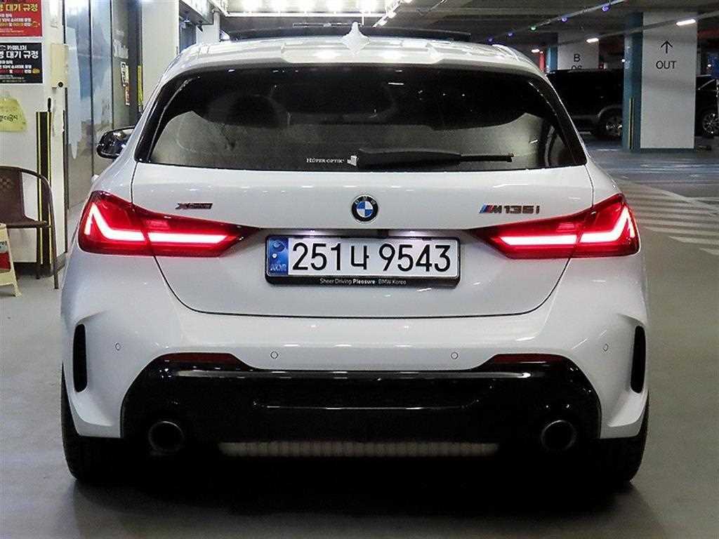 BMW 1 series - Vista 5