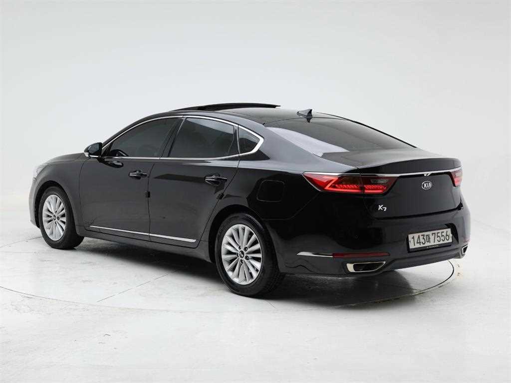KIA K7 - Vista 4