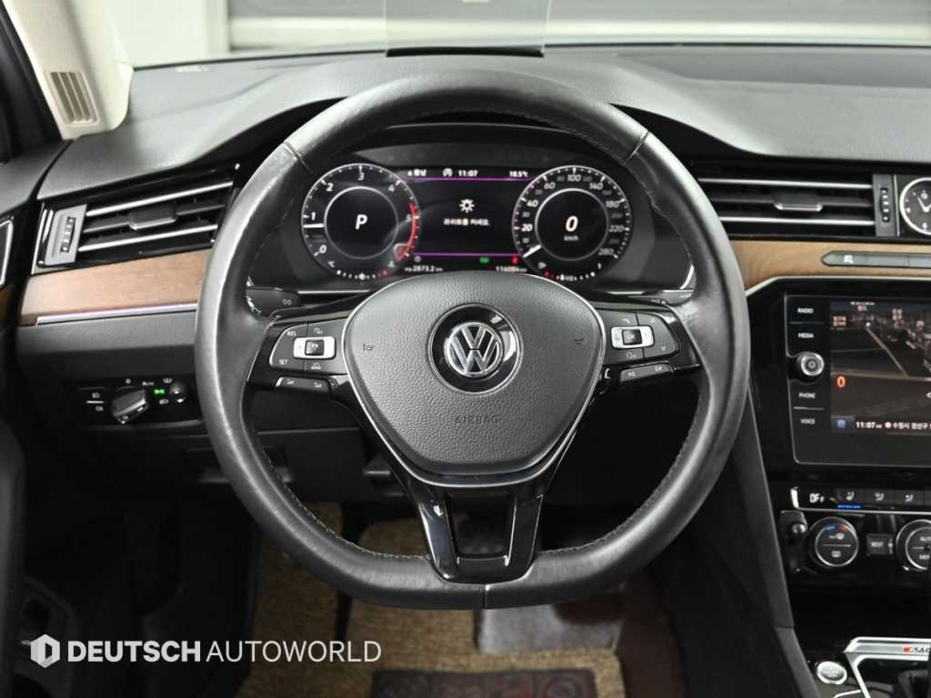 Volkswagen Passat 2018 Gris - Importación desde Corea - HF Imports Iquique - Foto 13