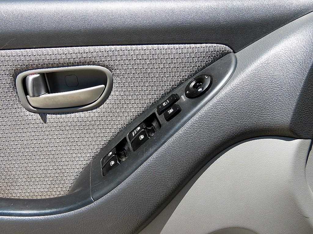 HYUNDAI Avante - Vista 11