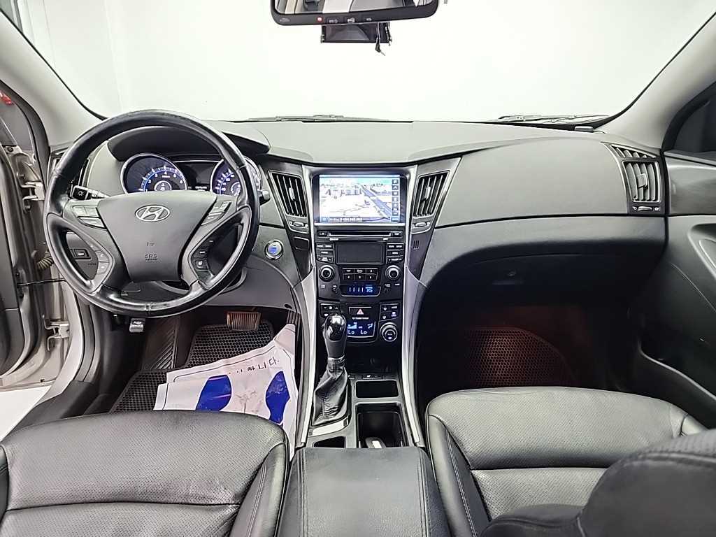 HYUNDAI Sonata - Vista 7