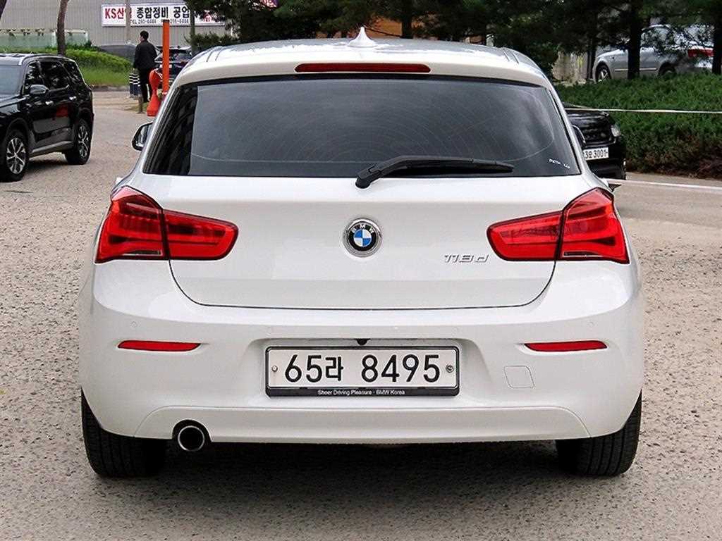 BMW 1 series - Vista 4