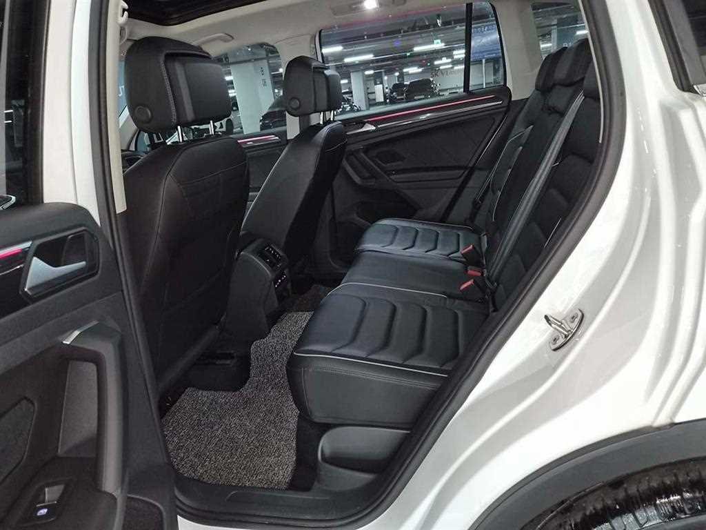 Volkswagen Tiguan - Vista 7