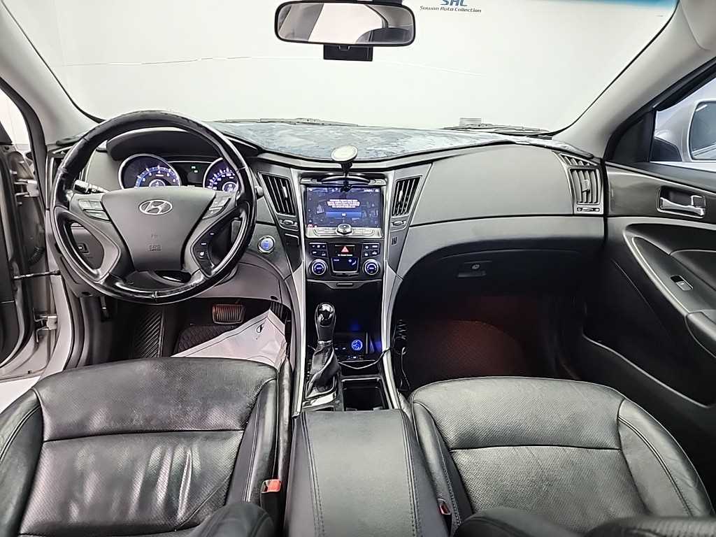 HYUNDAI Sonata - Vista 7