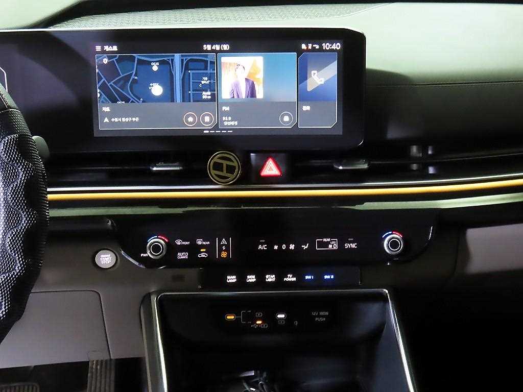 KIA Carnival - Vista 11