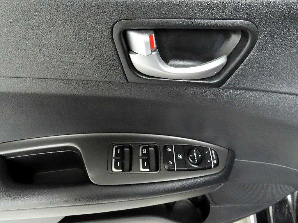 KIA K5 - Vista 11