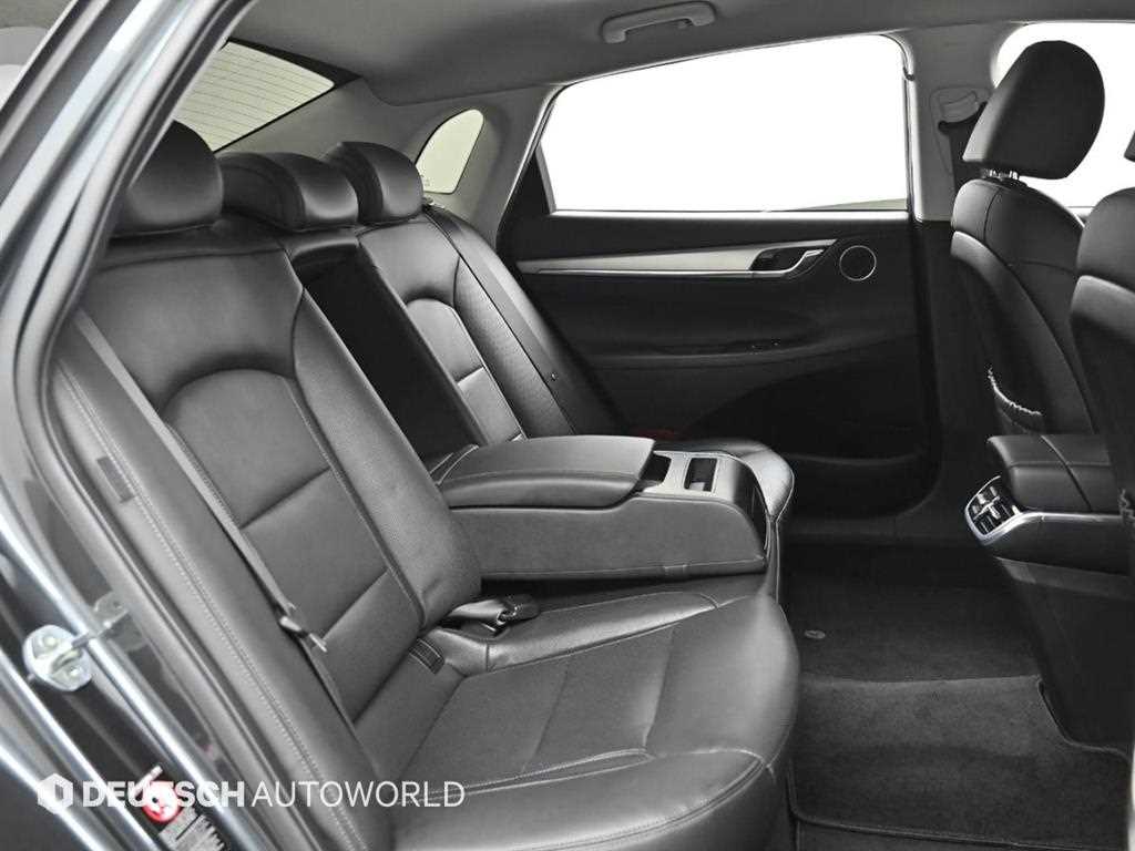HYUNDAI Grandeur - Vista 12