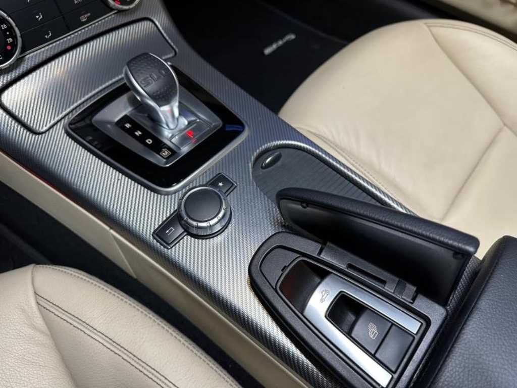 Mercedes Benz SLC Class - Vista 8