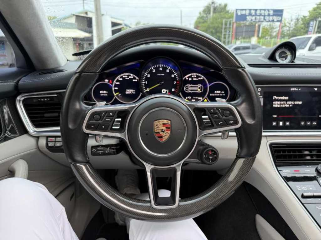 Porsche Panamera - Vista 7