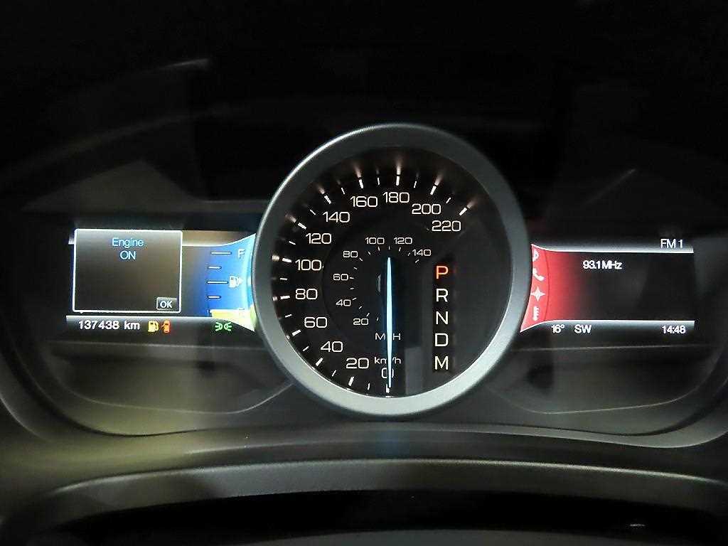 Ford Explorer - Vista 9