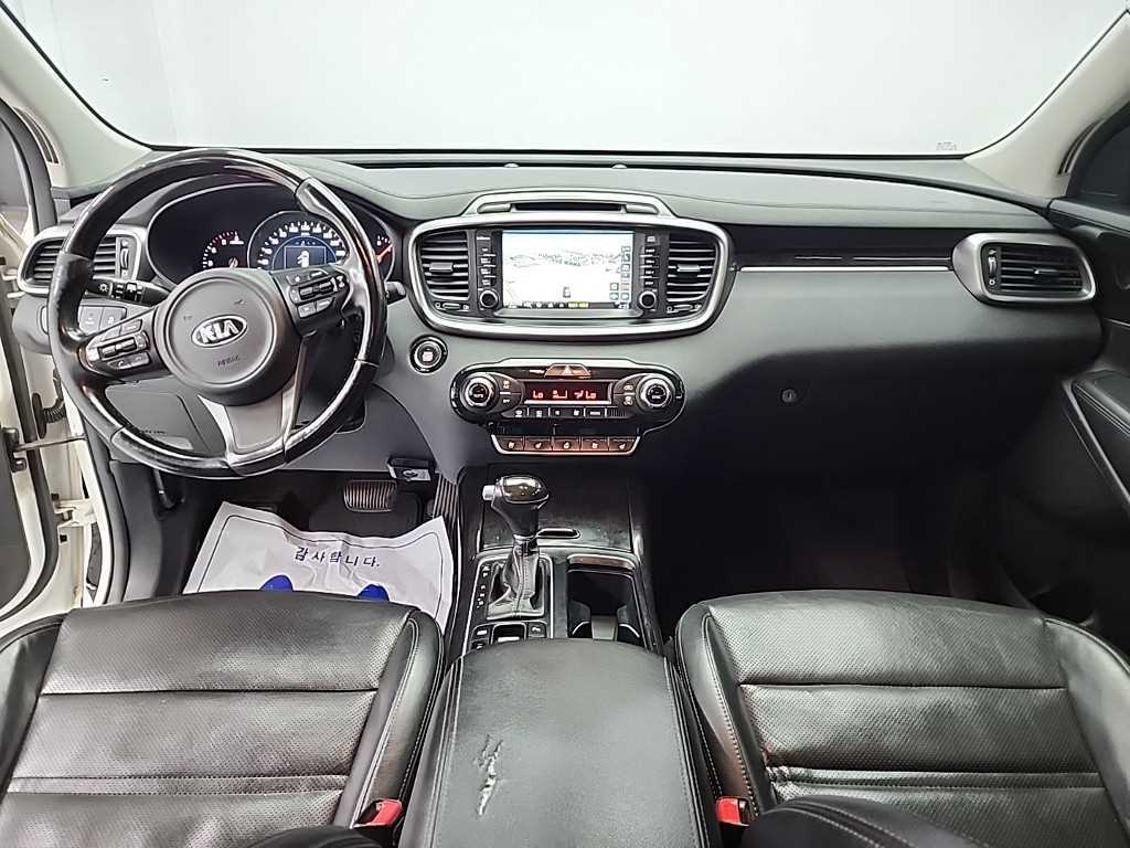 KIA Sorento - Vista 7